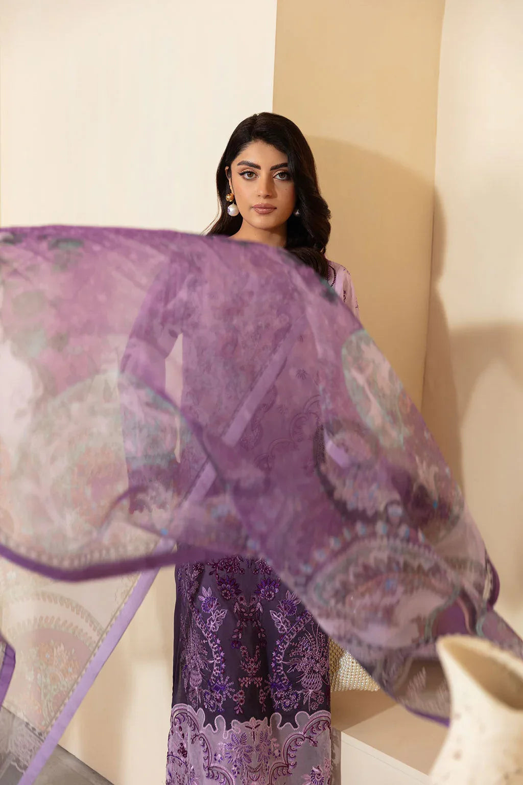 Ramsha | Mashaal Luxury Lawn | L-1304 - Rang-e-Khaas