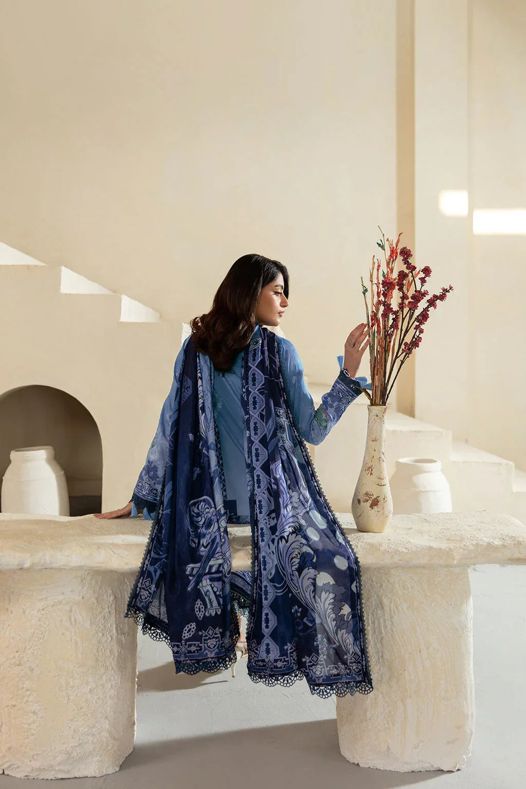 Ramsha | Mashaal Luxury Lawn | L-1302 - Rang-e-Khaas