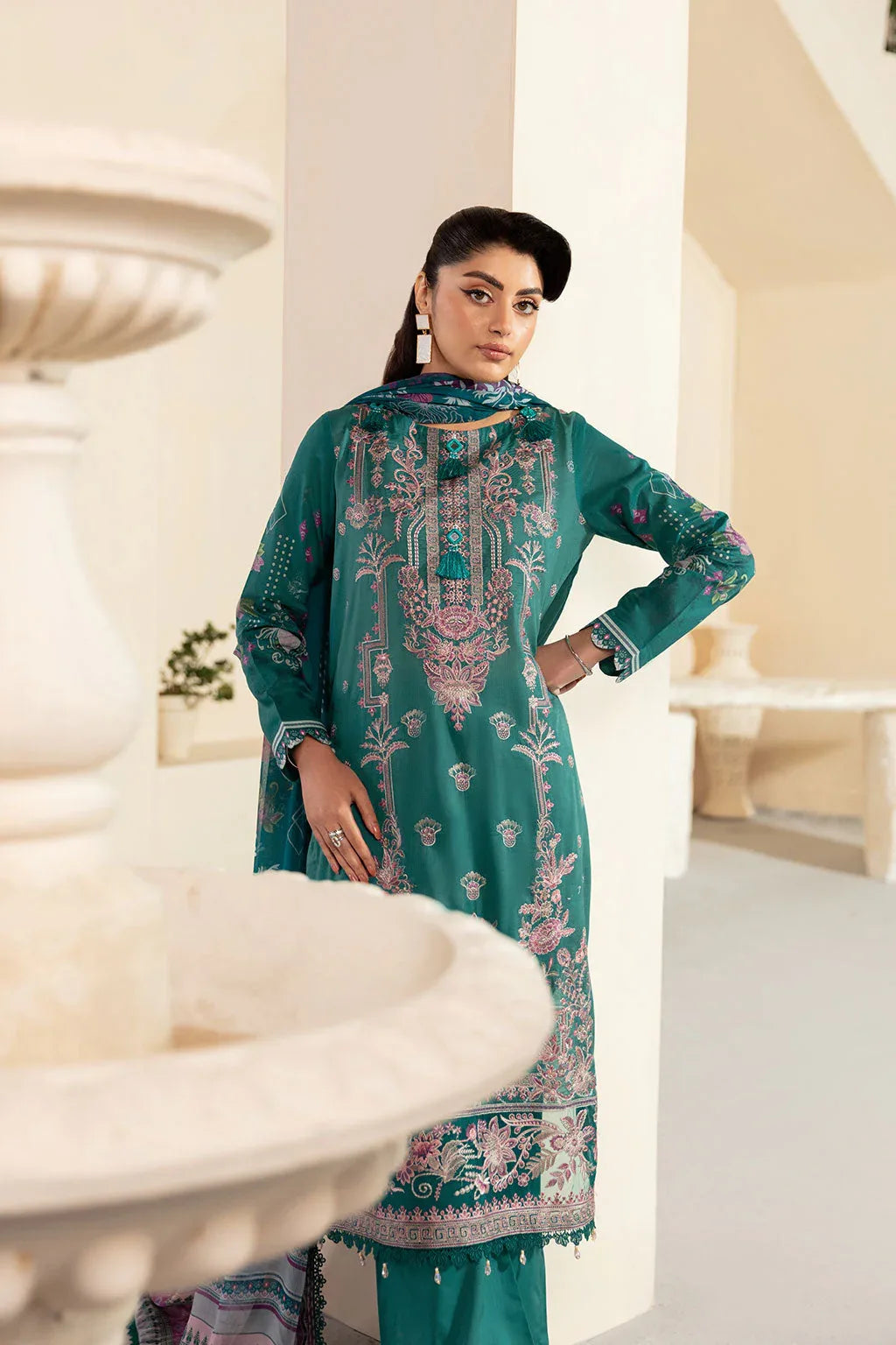 Ramsha | Mashaal Luxury Lawn | L-1310 - Rang-e-Khaas
