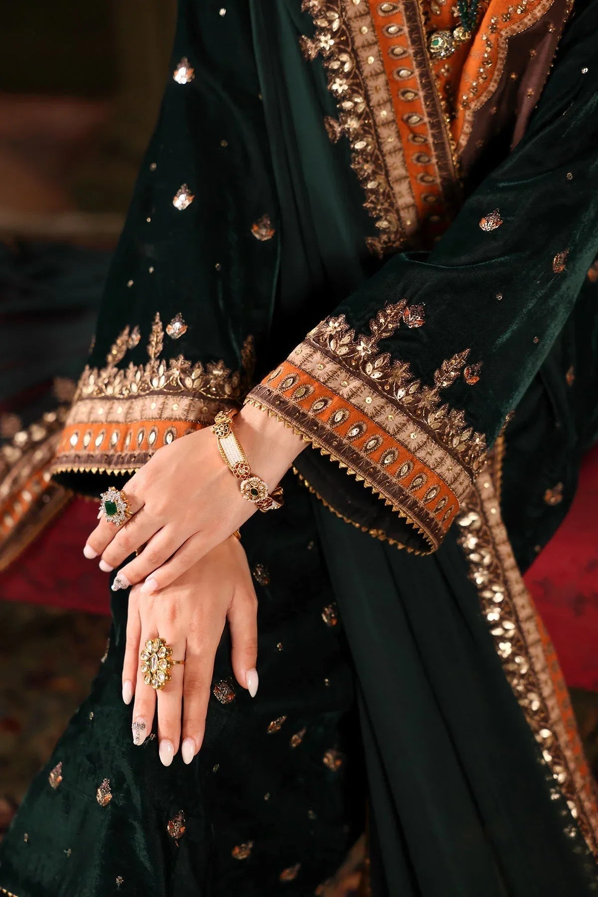 Charizma | Signora Velvet | VELVET CVT4-10 - Rang-e-Khaas