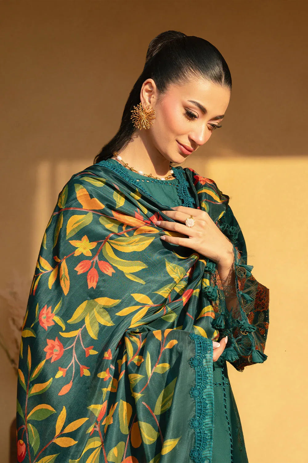 Saira Rizwan | Luxury Lawn 25 | LIRA-SRL25-10 - Rang-e-Khaas