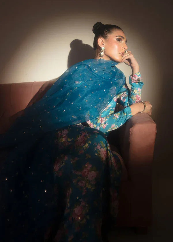 MNR | Ankh Macholi Festive Edit | NEELOFAR - Rang-e-Khaas