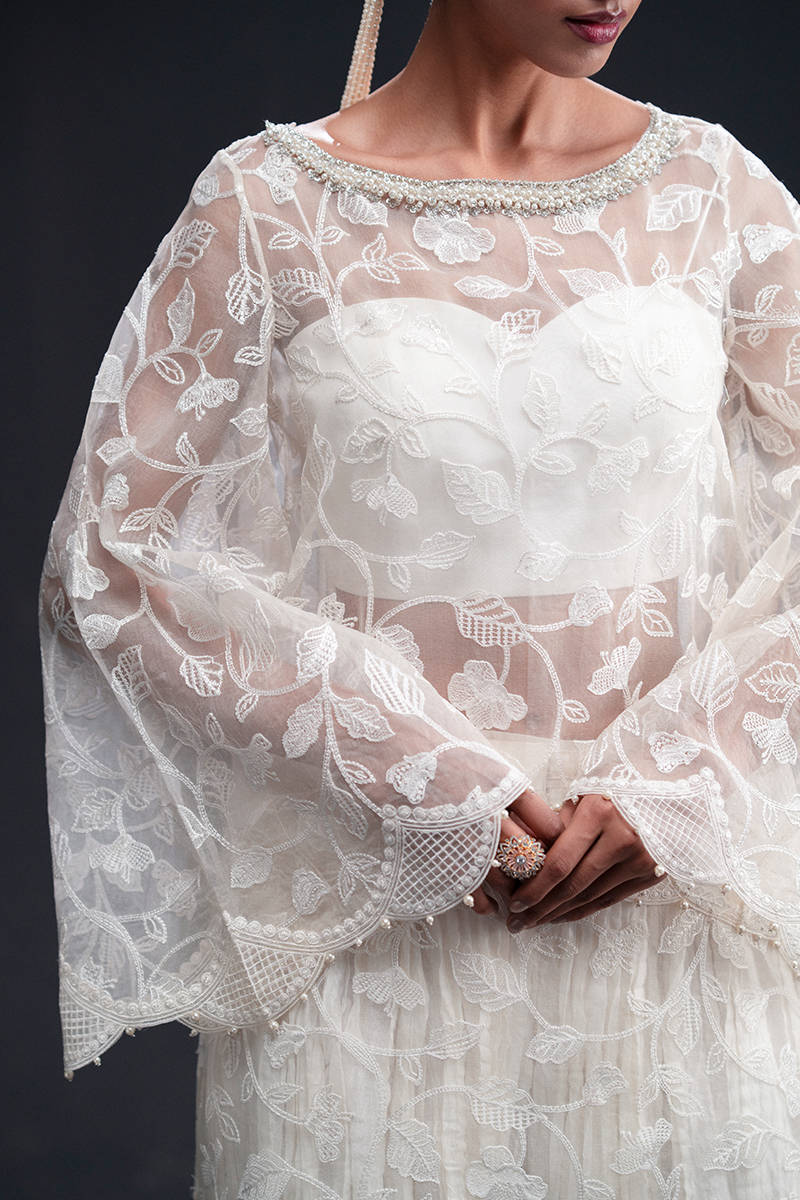 MNR | Chai Coffee Luxury Pret | Dream - Rang-e-Khaas