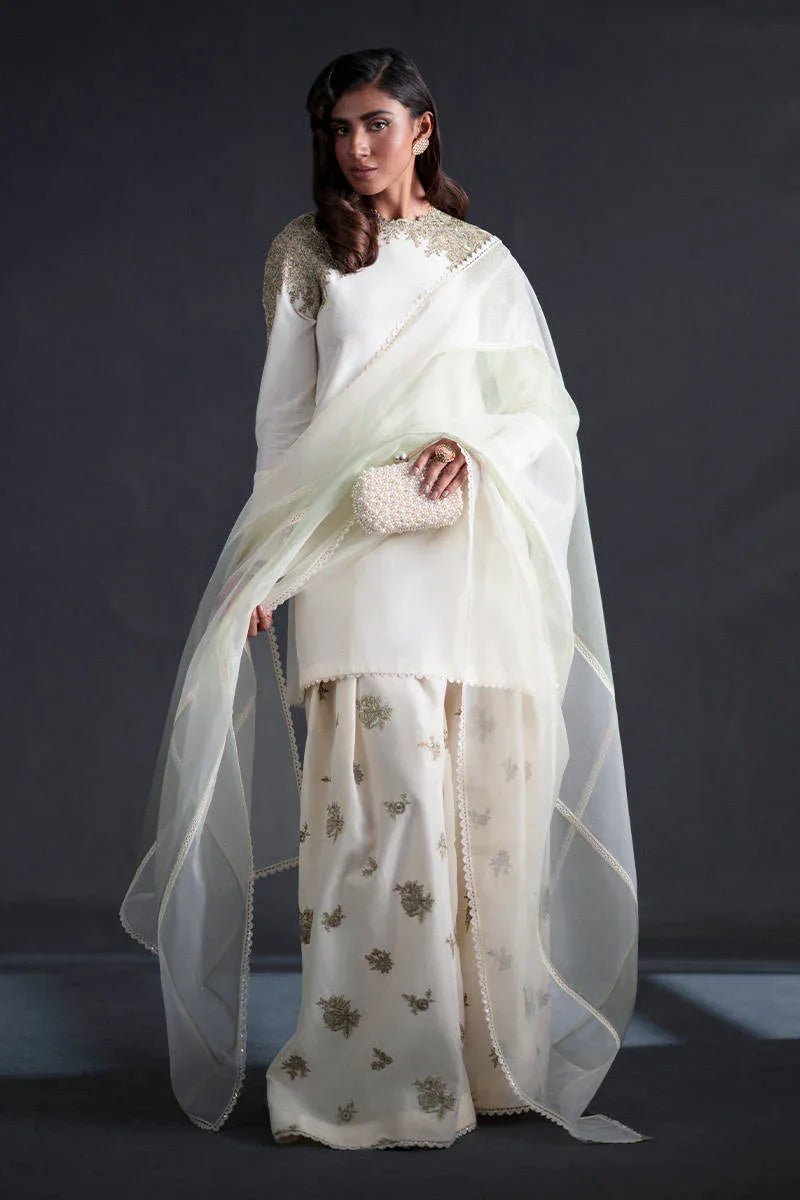 MNR | Chai Coffee Luxury Pret | Mint To Be - Rang-e-Khaas