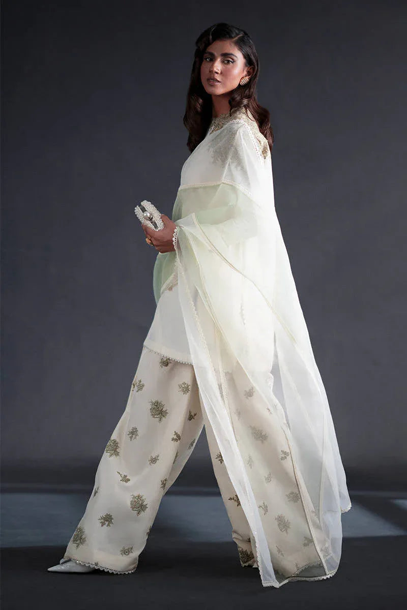 MNR | Chai Coffee Luxury Pret | Mint To Be - Rang-e-Khaas