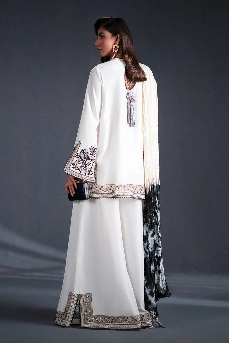 MNR | Chai Coffee Luxury Pret | Silken Tea - Rang-e-Khaas