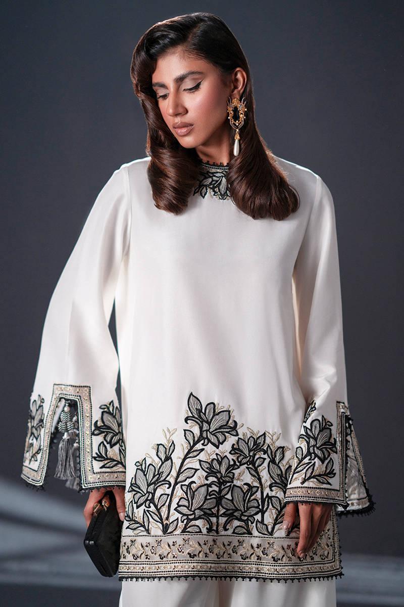 MNR | Chai Coffee Luxury Pret | Silken Tea - Rang-e-Khaas