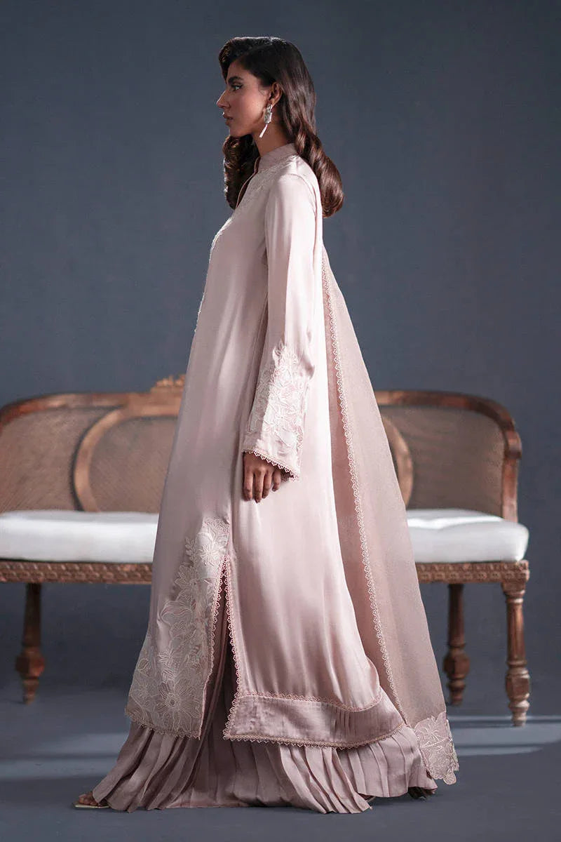 MNR | Chai Coffee Luxury Pret | Tea Rose - Rang-e-Khaas