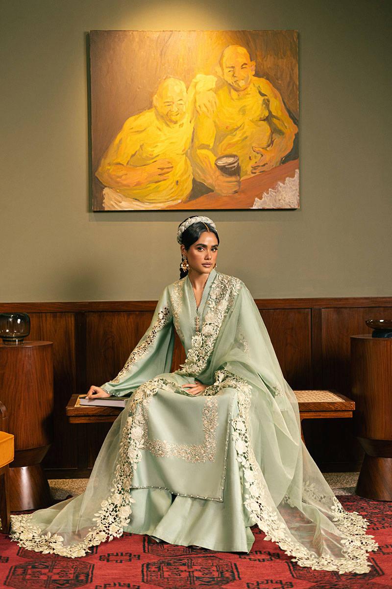 MNR | Chaye Coffee Luxury Pret | Star Gazer - Rang-e-Khaas