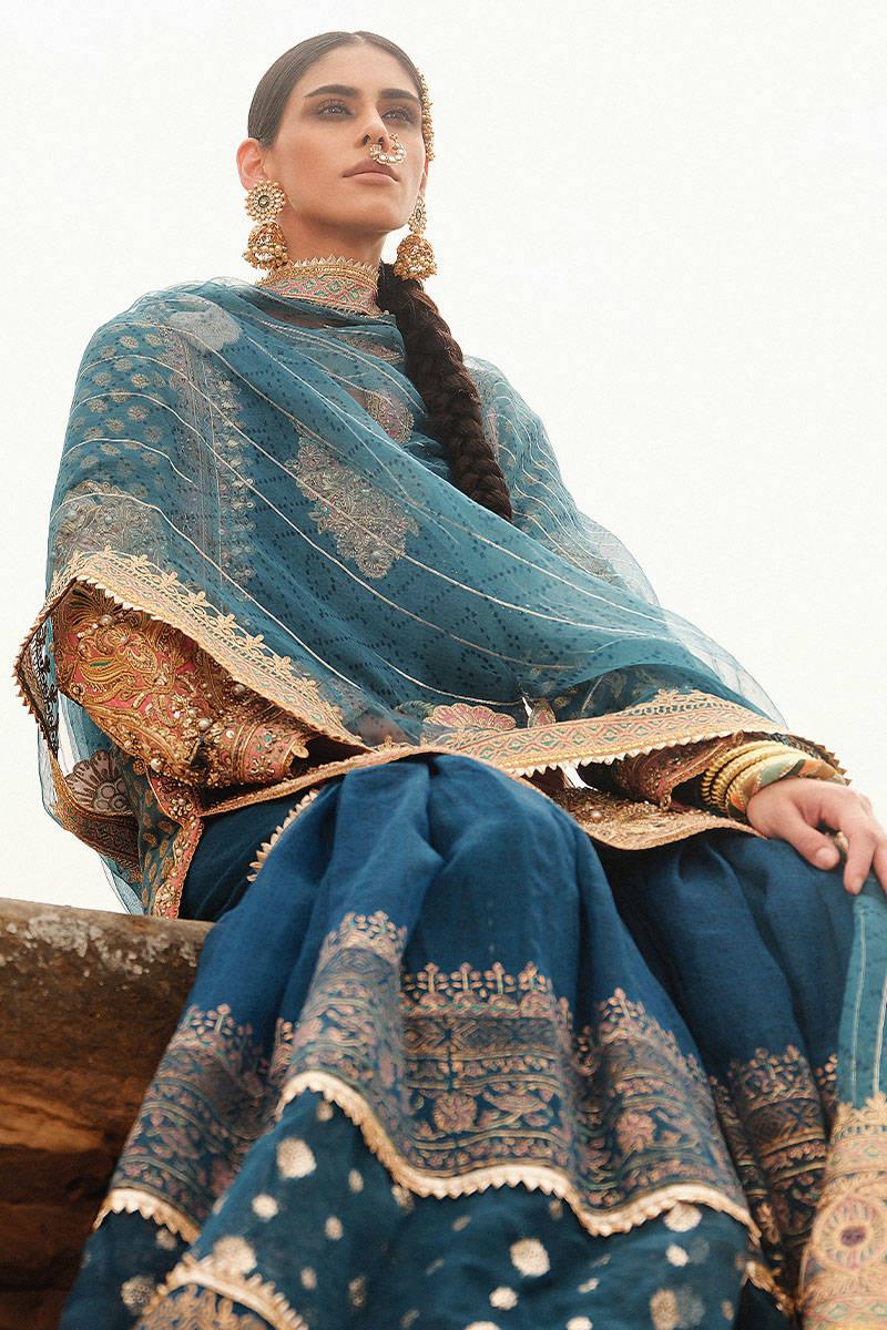 MNR | Gehraiyaan Shaadi Collection | Anabiya - Rang-e-Khaas