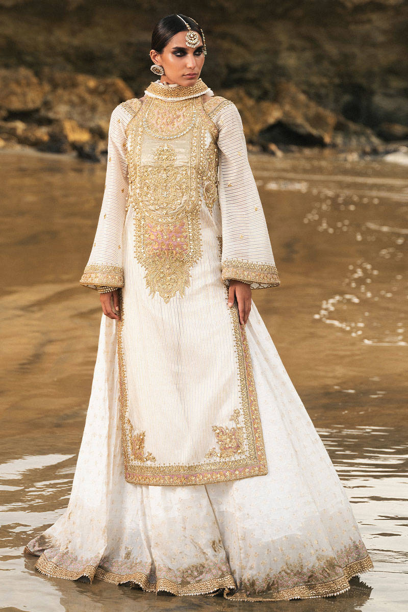 MNR | Gehraiyaan Shaadi Collection | Farida - Rang-e-Khaas