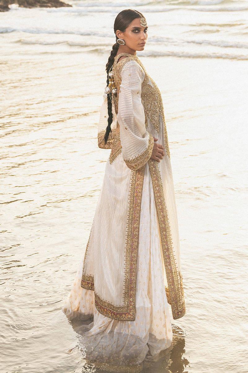 MNR | Gehraiyaan Shaadi Collection | Farida - Rang-e-Khaas