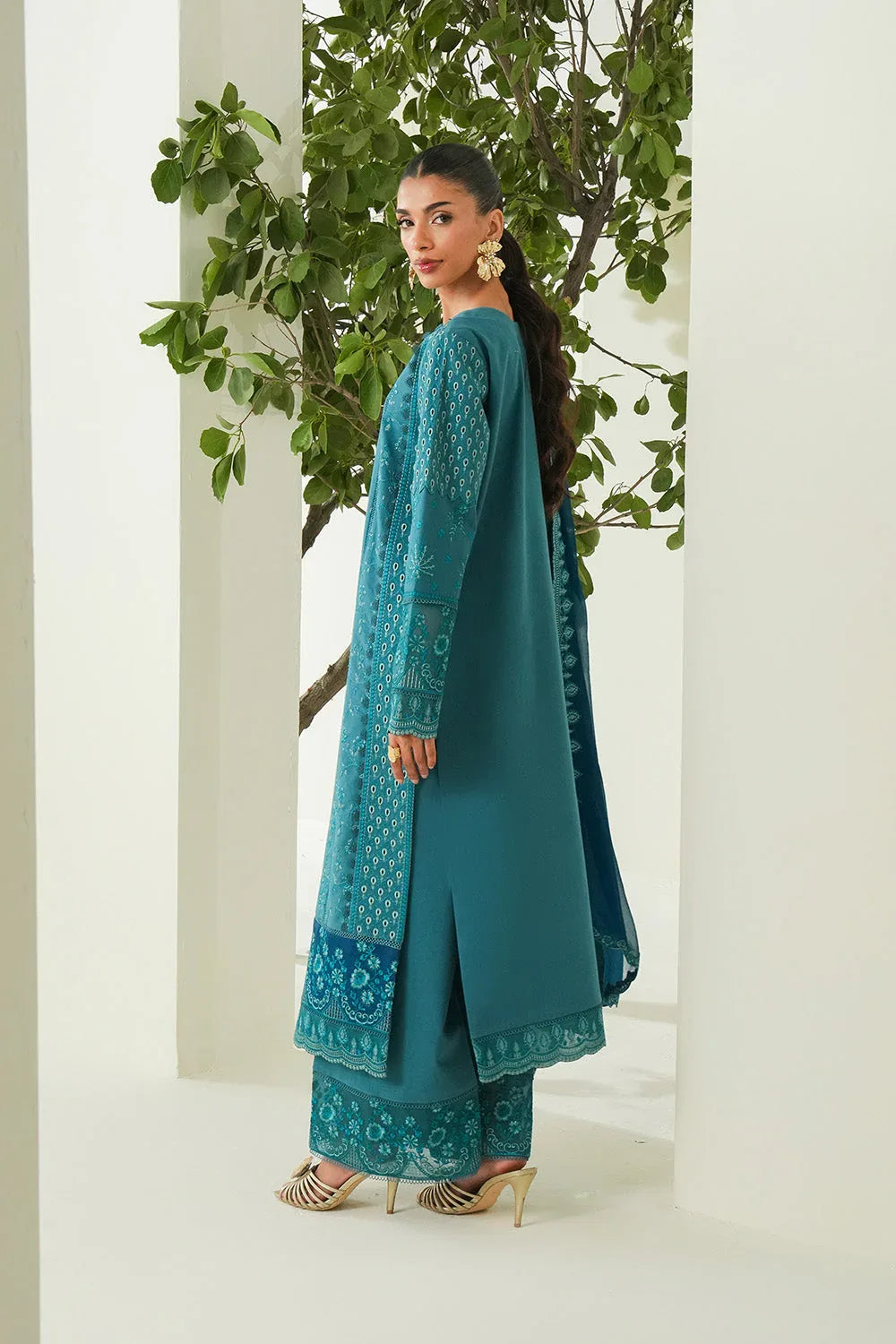 Maryum N Maria | Soiree Lawn | Freesia - Rang-e-Khaas