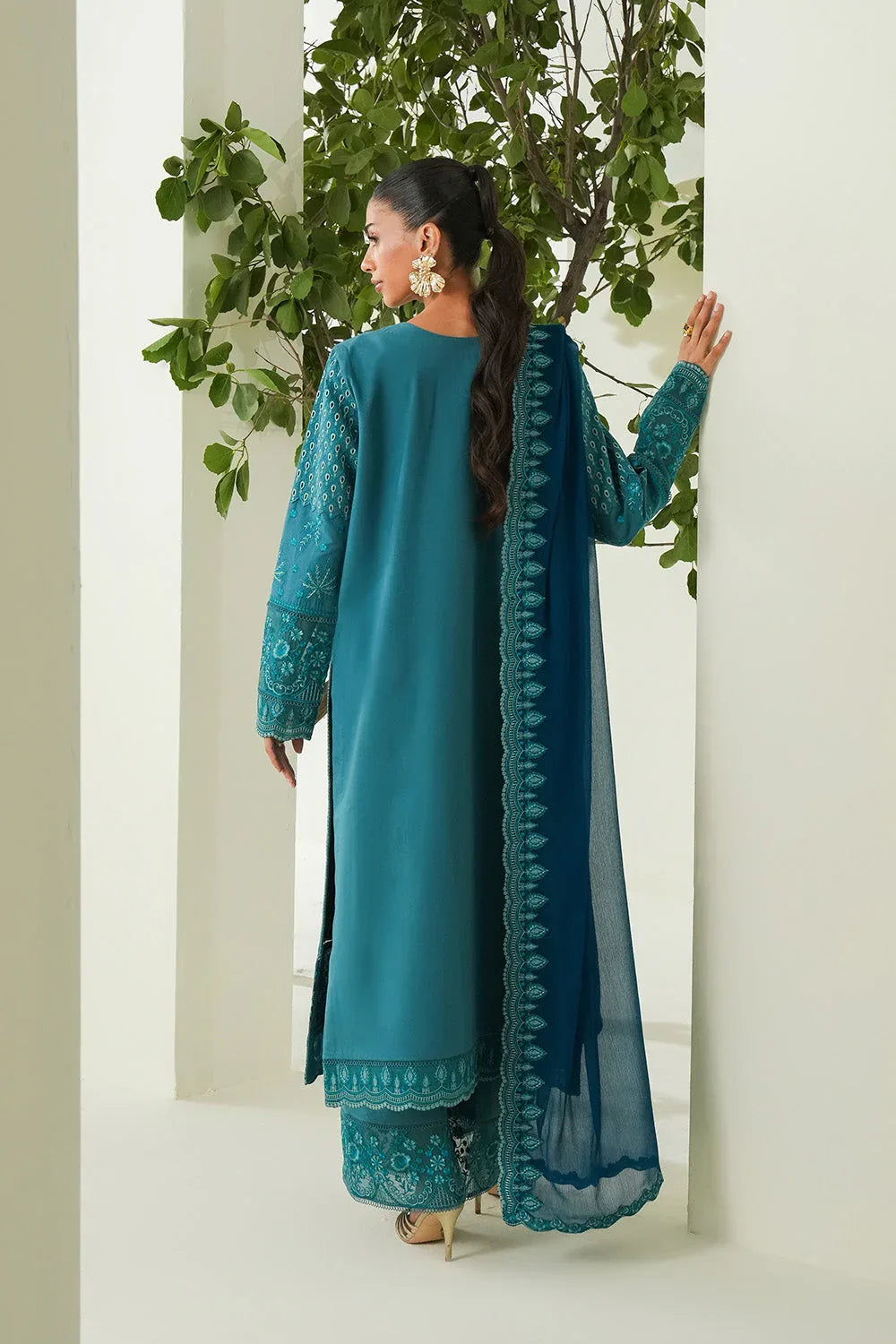 Maryum N Maria | Soiree Lawn | Freesia - Rang-e-Khaas