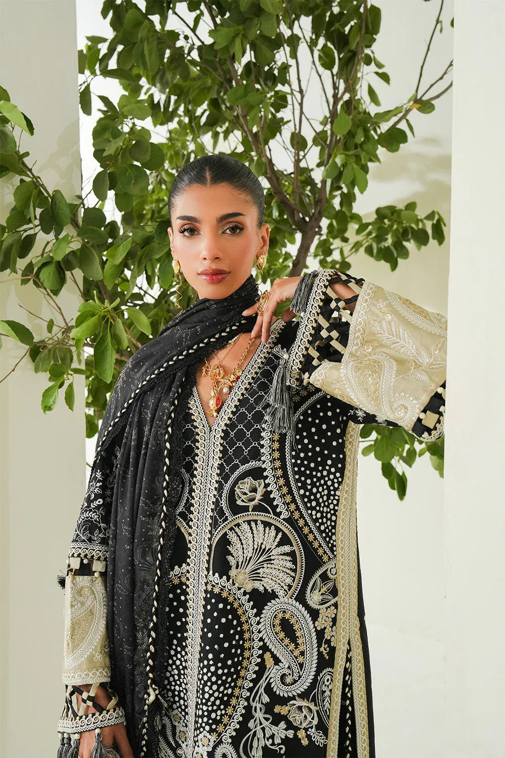Maryum N Maria | Soiree Lawn |Mirage - Rang-e-Khaas