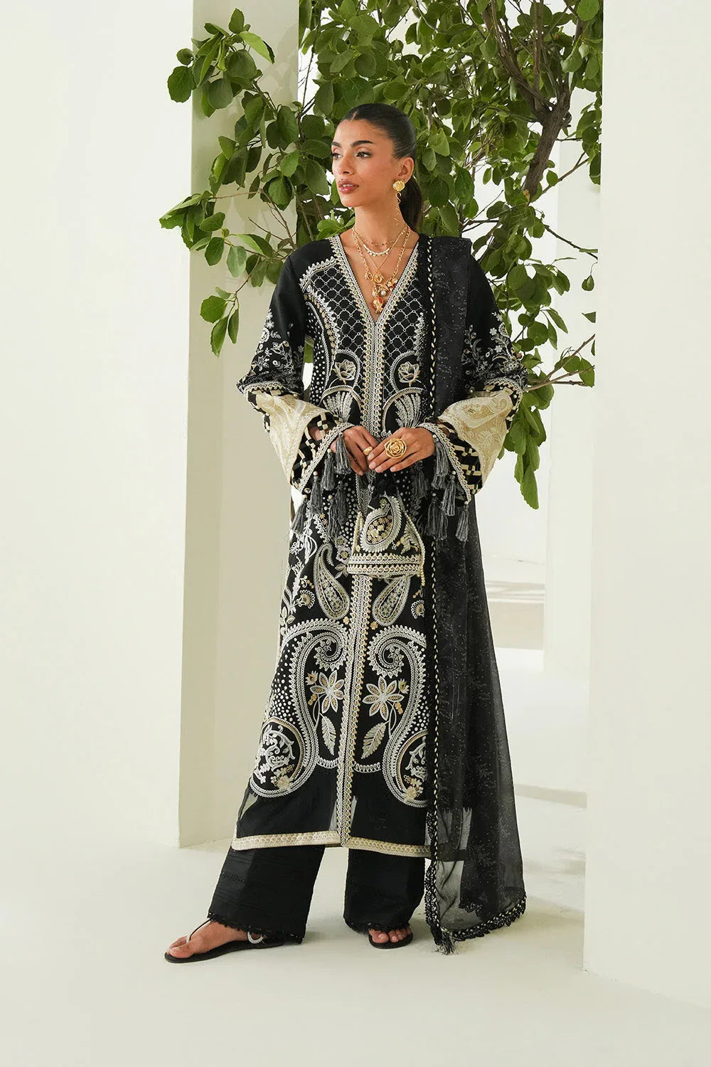 Maryum N Maria | Soiree Lawn |Mirage - Rang-e-Khaas