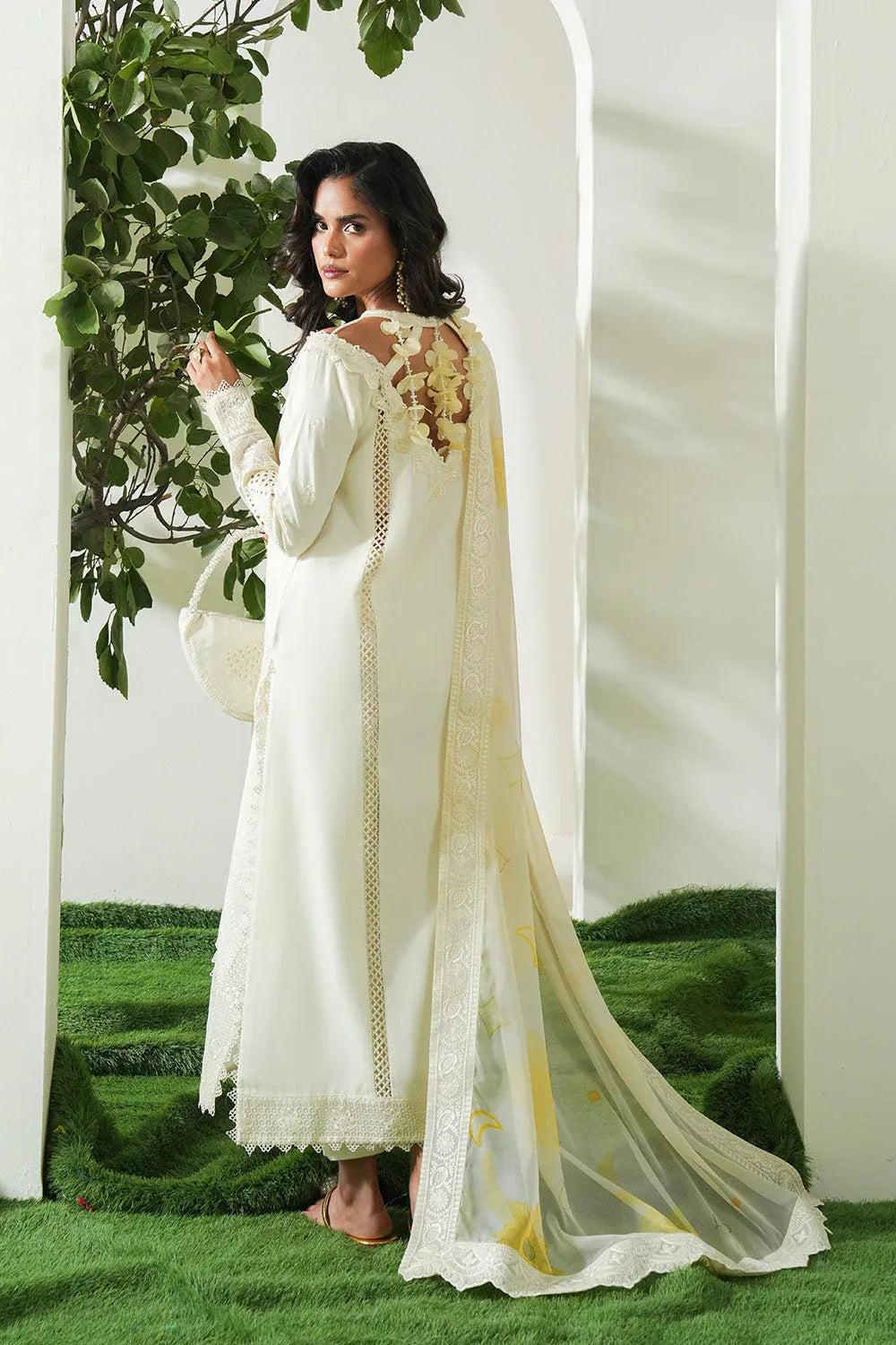 Maryum N Maria | Soiree Lawn | Lime - Rang-e-Khaas