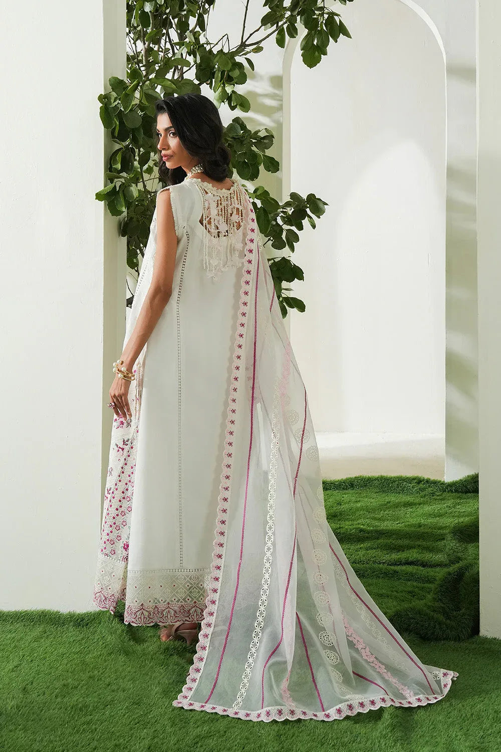 Maryum N Maria | Soiree Lawn |  Frosted Meadow - Rang-e-Khaas