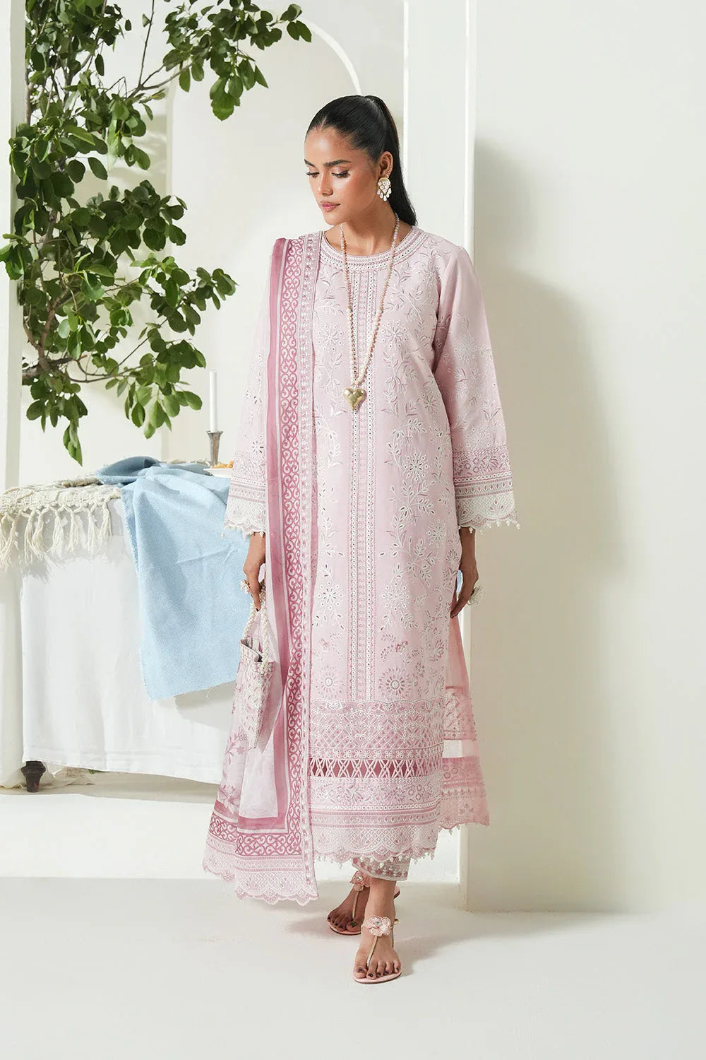 Maryum N Maria | Soiree Lawn | Salmon - Rang-e-Khaas
