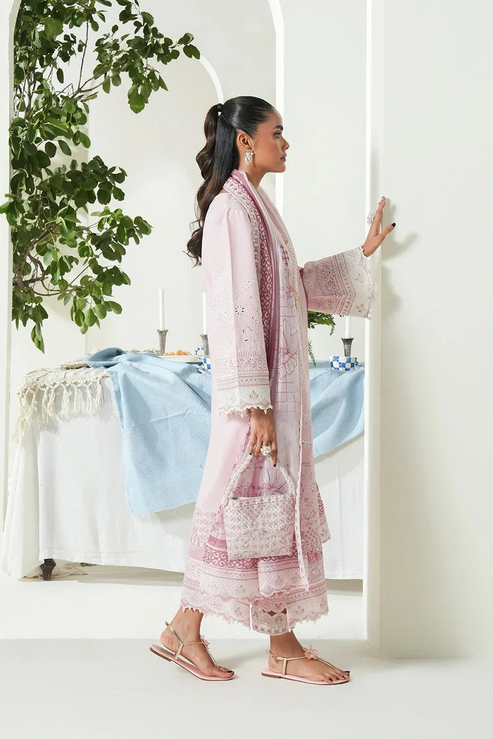 Maryum N Maria | Soiree Lawn | Salmon - Rang-e-Khaas