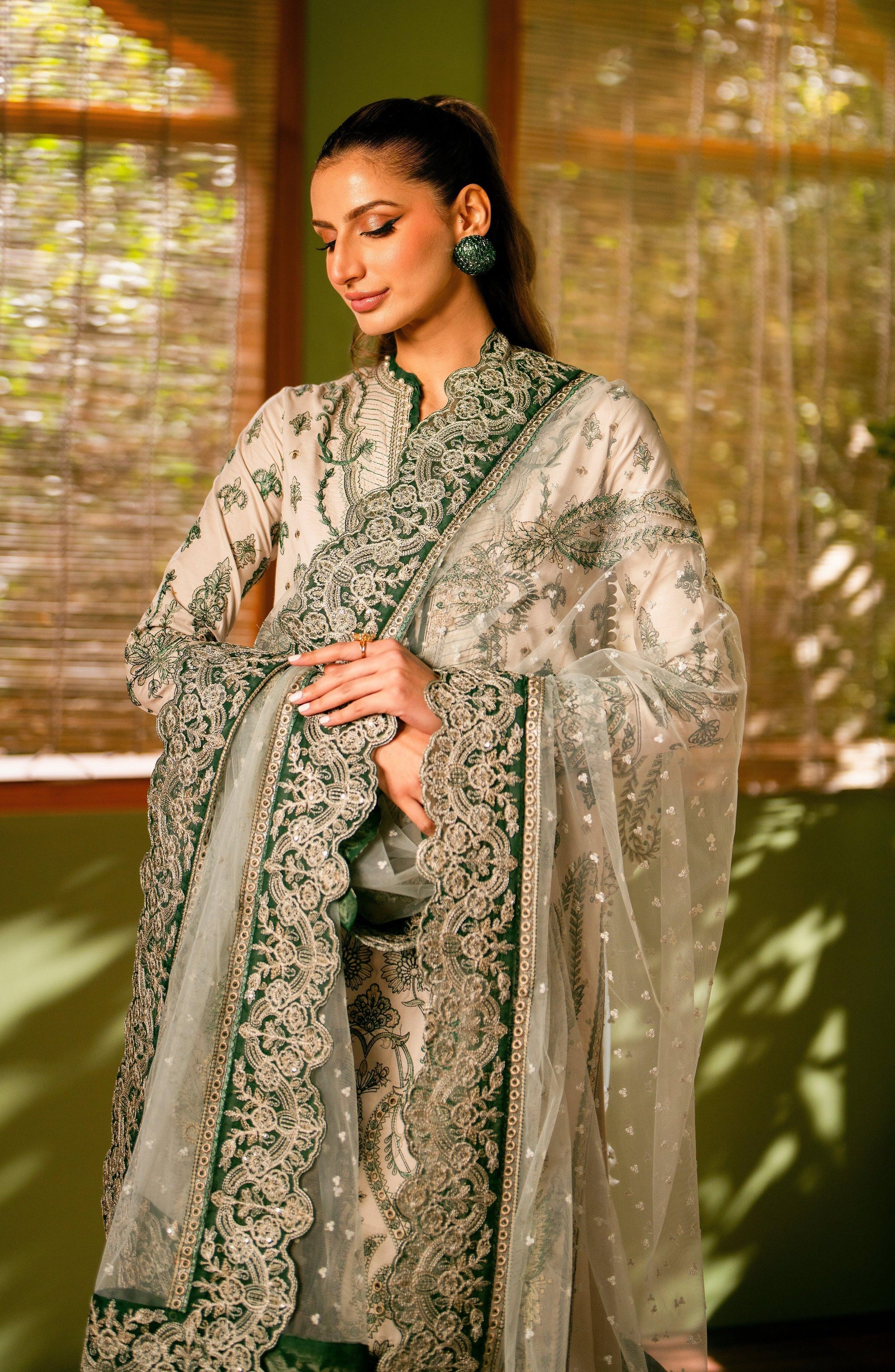 Maryum N Maria | Luxury Lawn 24 | Nubia - Rang-e-Khaas