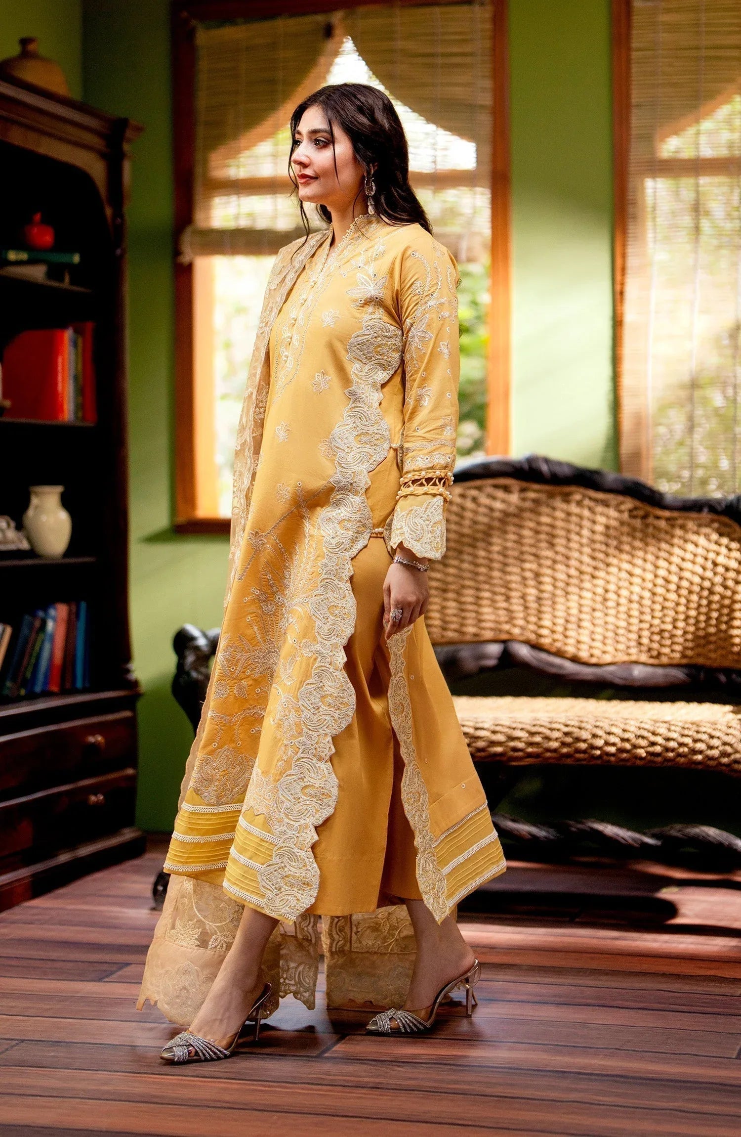 Maryum N Maria | Luxury Lawn 24 | Lamya - Rang-e-Khaas