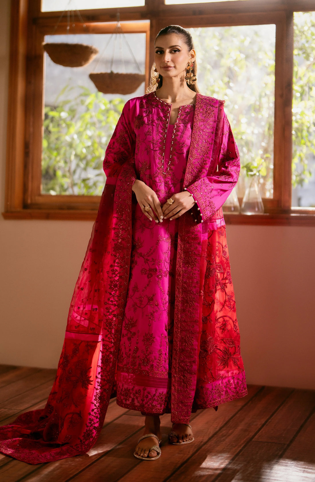 Maryum N Maria | Luxury Lawn 24 | Mona - Rang-e-Khaas