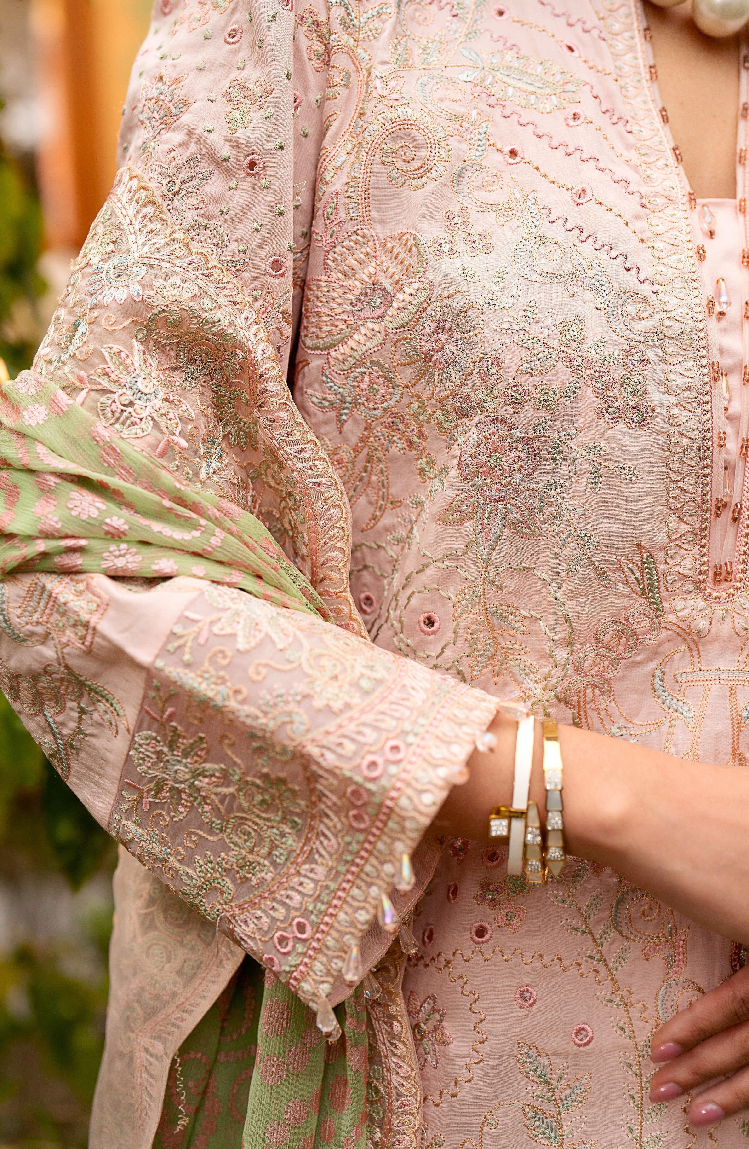Maryum N Maria | Luxury Lawn 24 | Bennu - Rang-e-Khaas