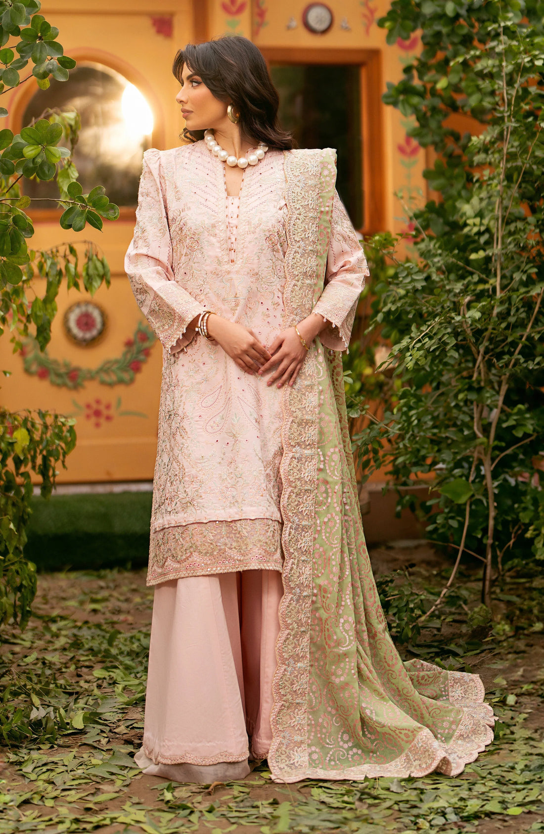 Maryum N Maria | Luxury Lawn 24 | Bennu - Rang-e-Khaas