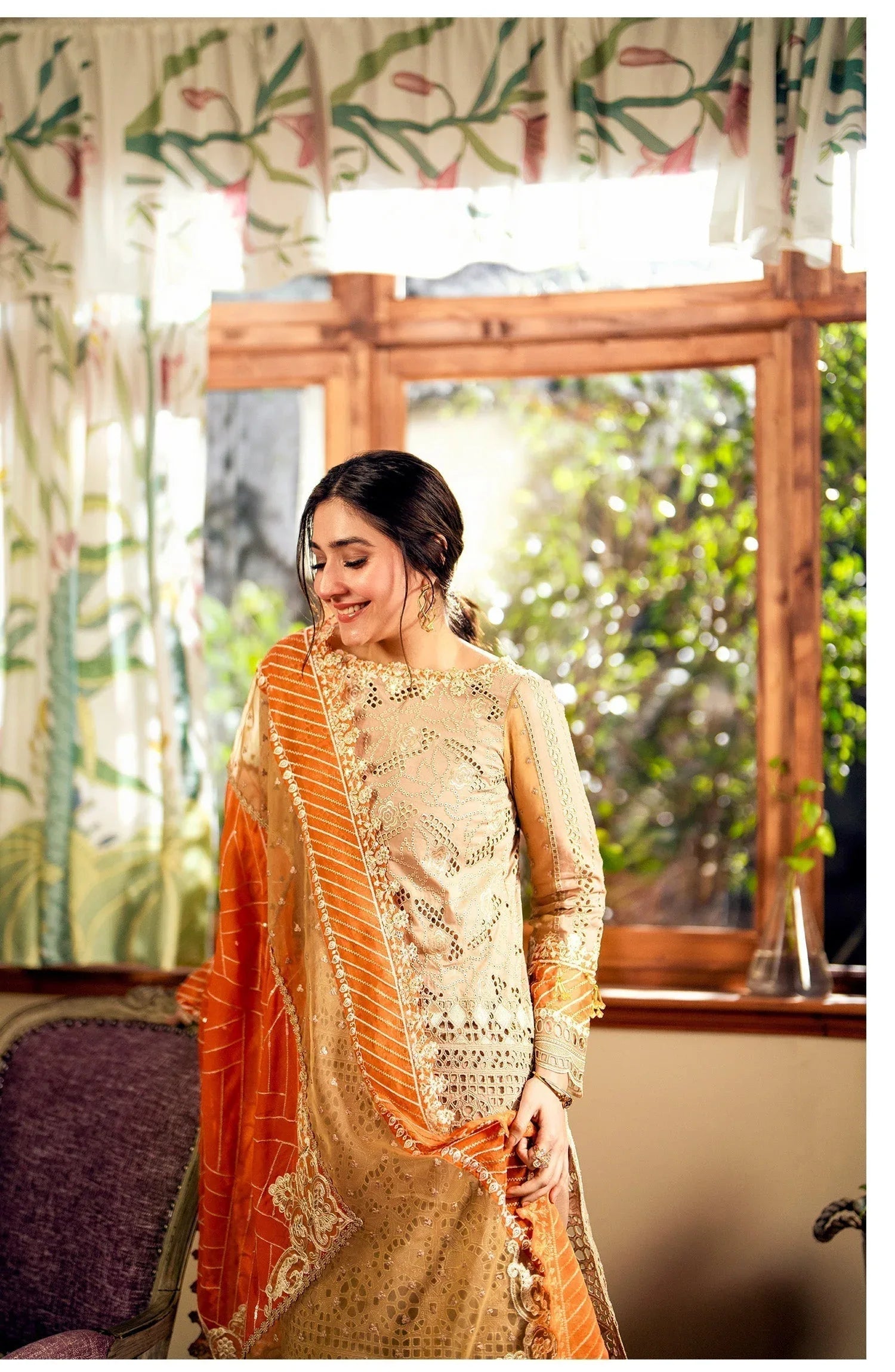 Maryum N Maria | Luxury Lawn 24 | Nora - Rang-e-Khaas