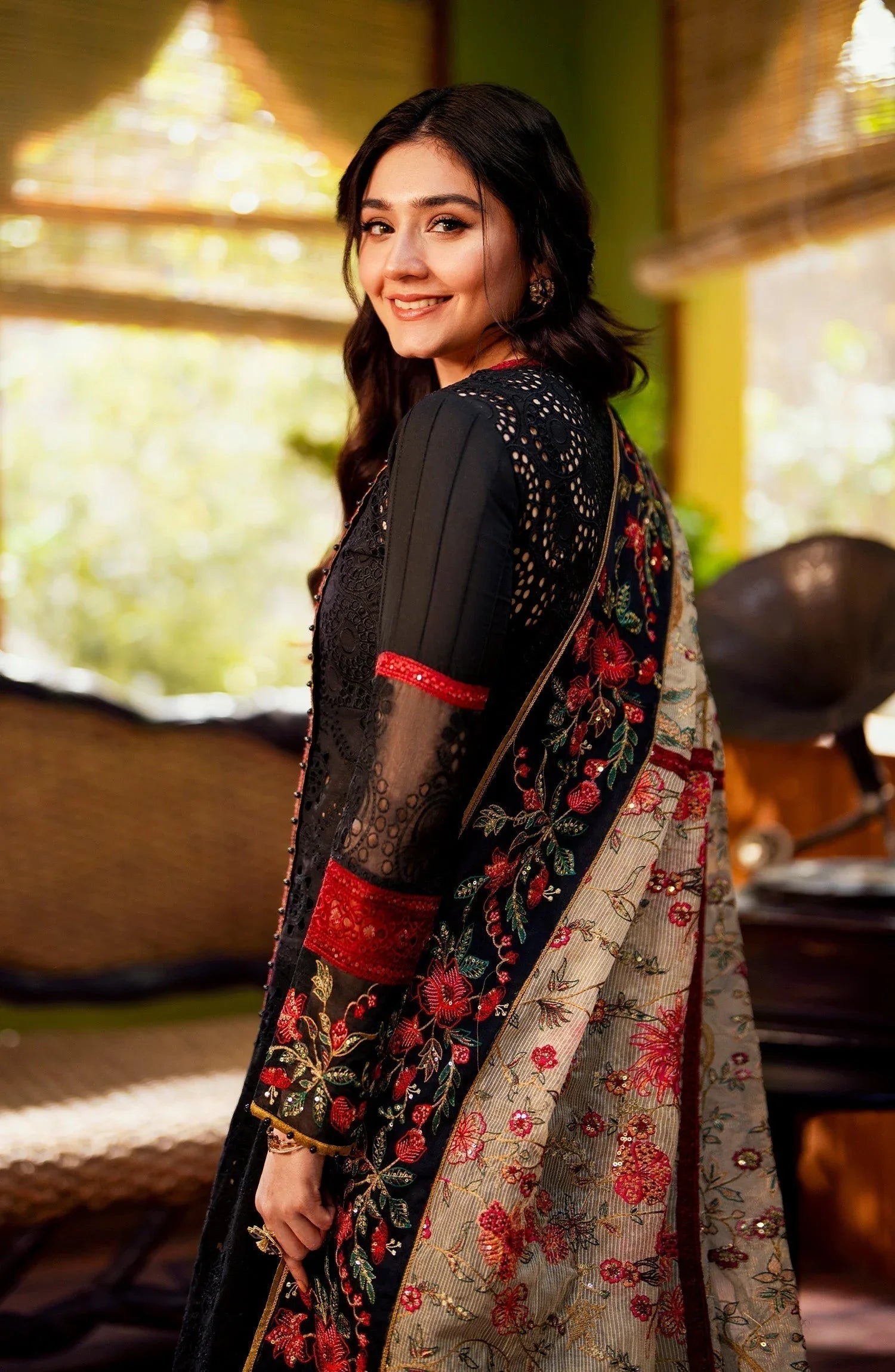 Maryum N Maria | Luxury Lawn 24 | Zayna - Rang-e-Khaas