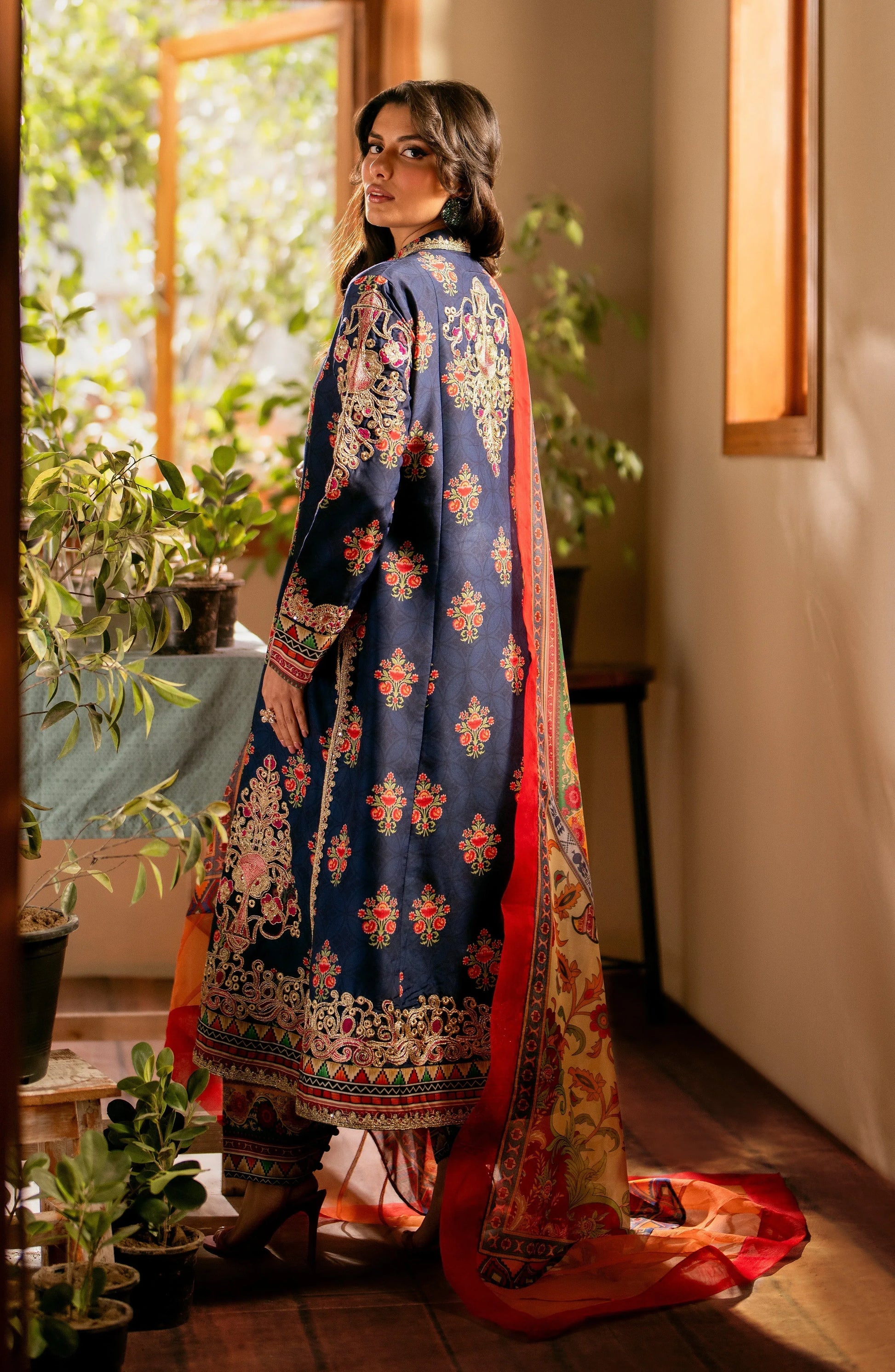 Maryum N Maria | Luxury Lawn 24 | Mariam - Rang-e-Khaas