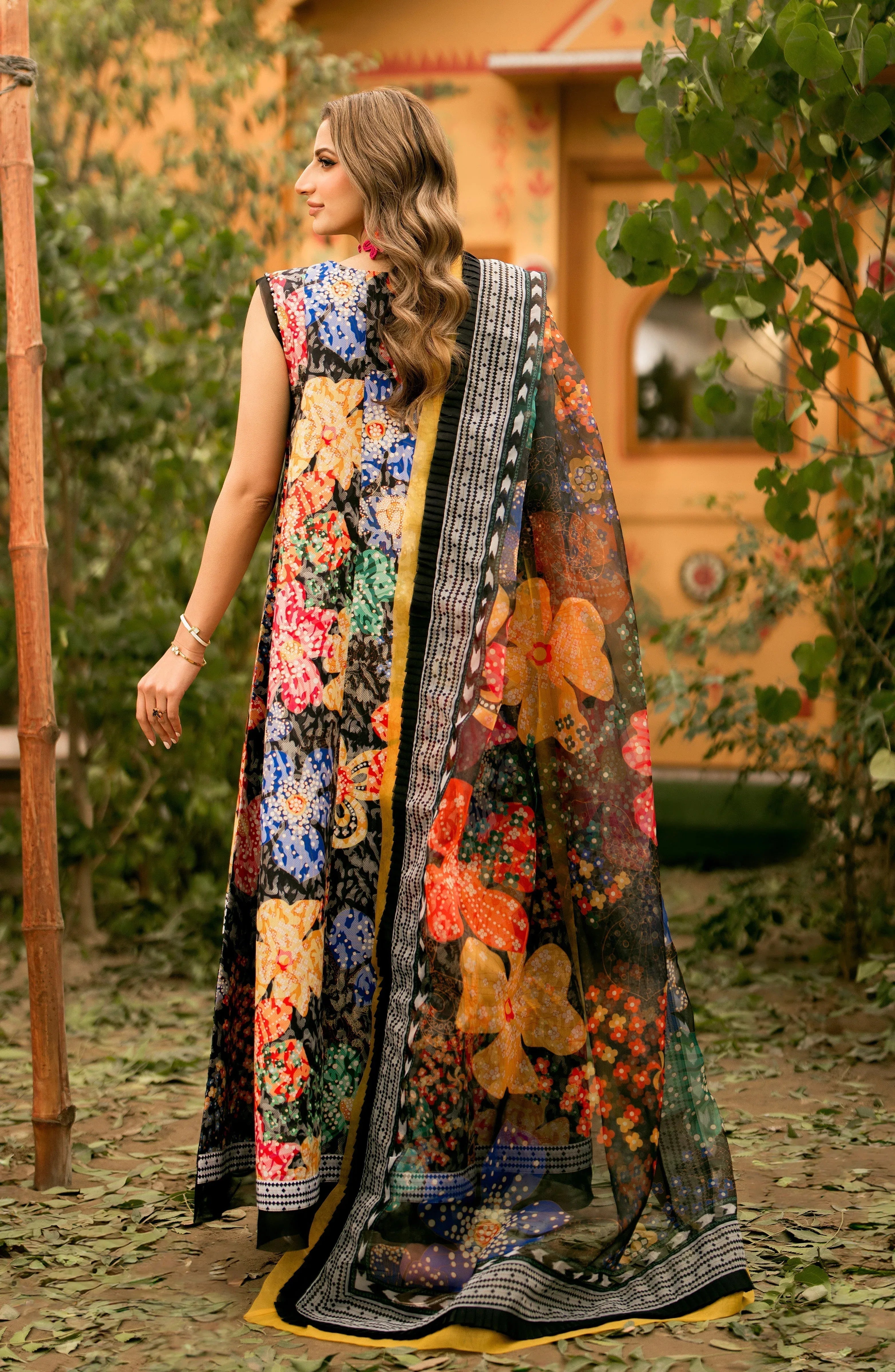 Maryum N Maria | Luxury Lawn 24 | Femi - Rang-e-Khaas