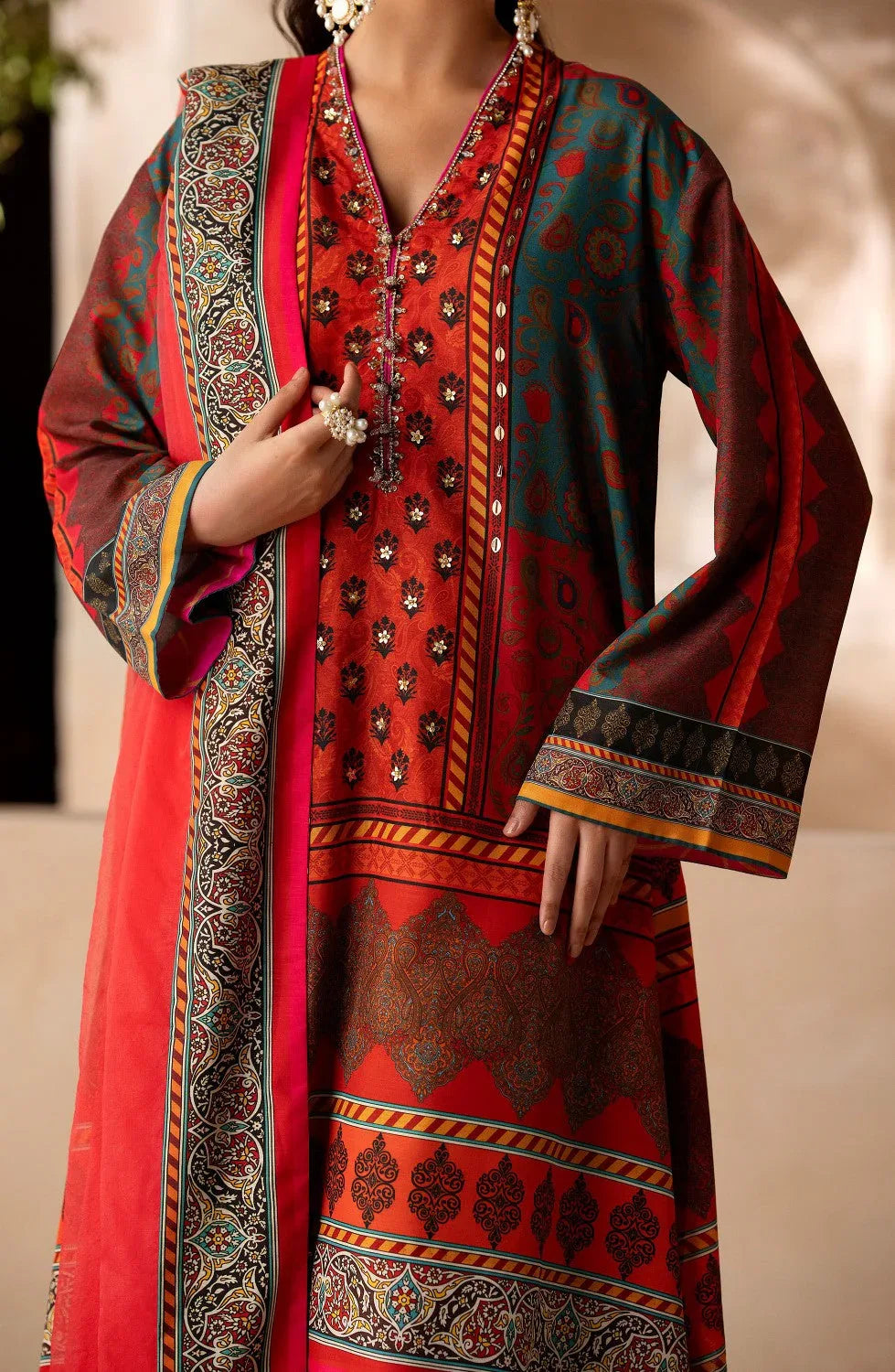 Maryum N Maria | Zeil Winter | NAVYA - MS40096 - Rang-e-Khaas