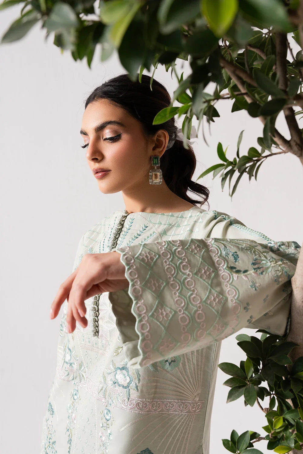 Maryum N Maria | Zuhur 25 | MERAKI - Rang-e-Khaas