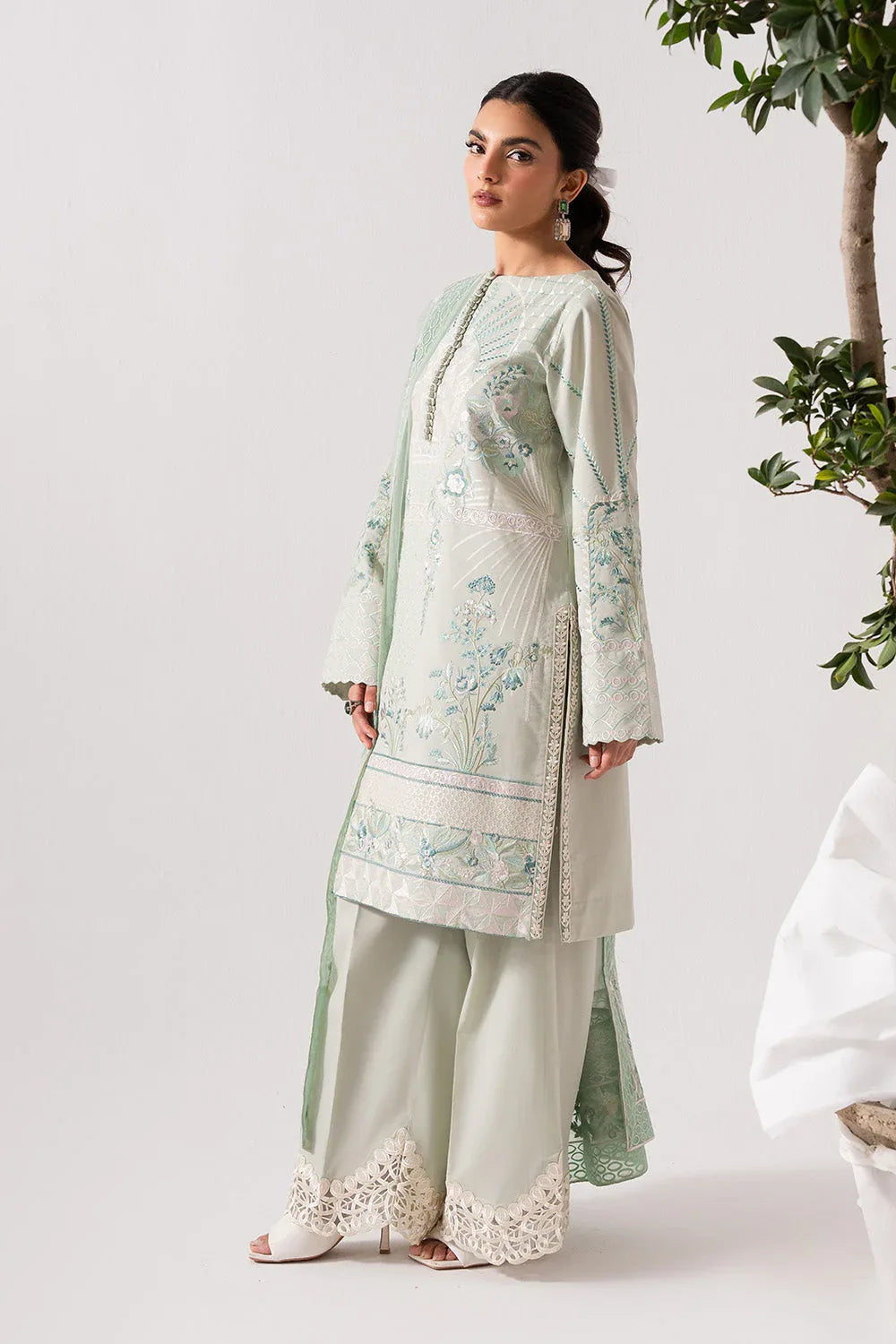 Maryum N Maria | Zuhur 25 | MERAKI - Rang-e-Khaas