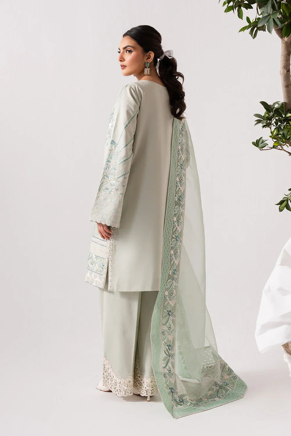 Maryum N Maria | Zuhur 25 | MERAKI - Rang-e-Khaas