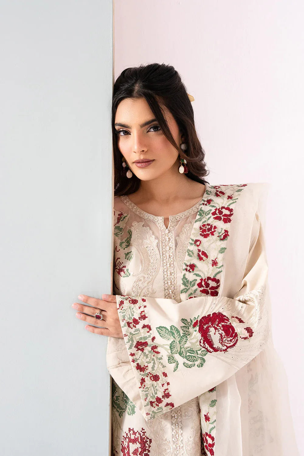 Maryum N Maria | Zuhur 25 | JULIA - Rang-e-Khaas