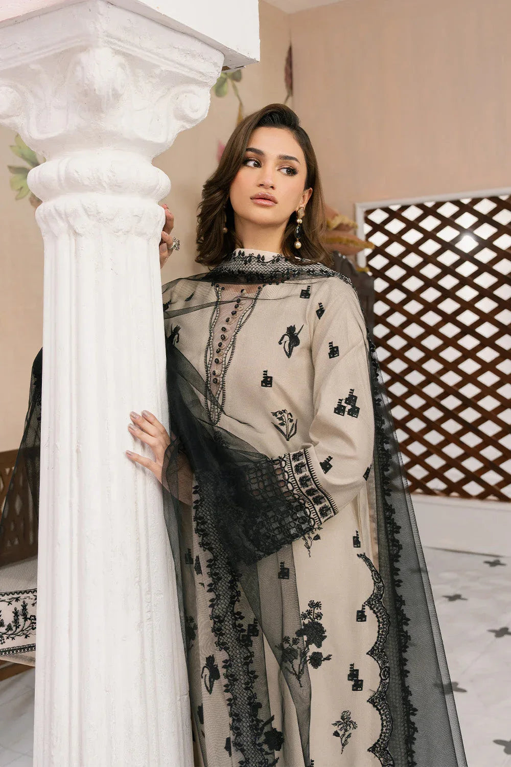 Maryum N Maria | Eid Luxury Lawn 25 | ATEFEH - MS50157 - Rang-e-Khaas
