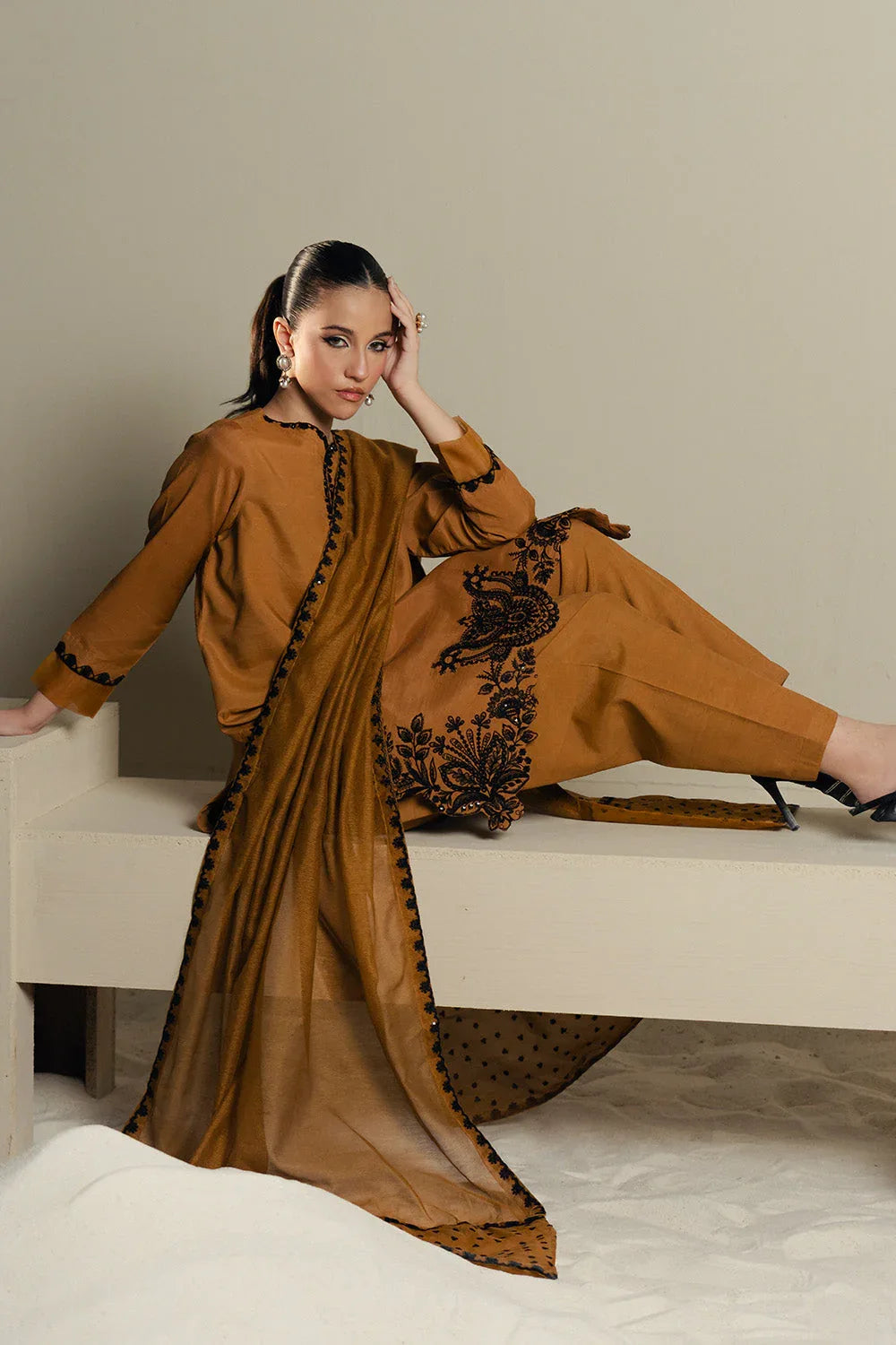 Maryum N Maria | Lyla Pret | MUSE - MS50374 - Rang-e-Khaas