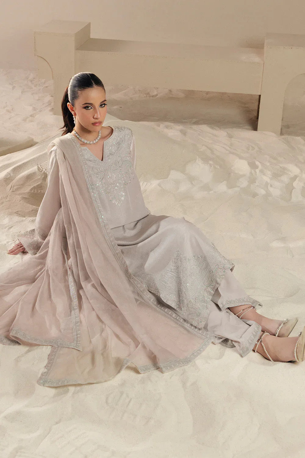 Maryum N Maria | Lyla Pret | VICI - MS50384 - Rang-e-Khaas