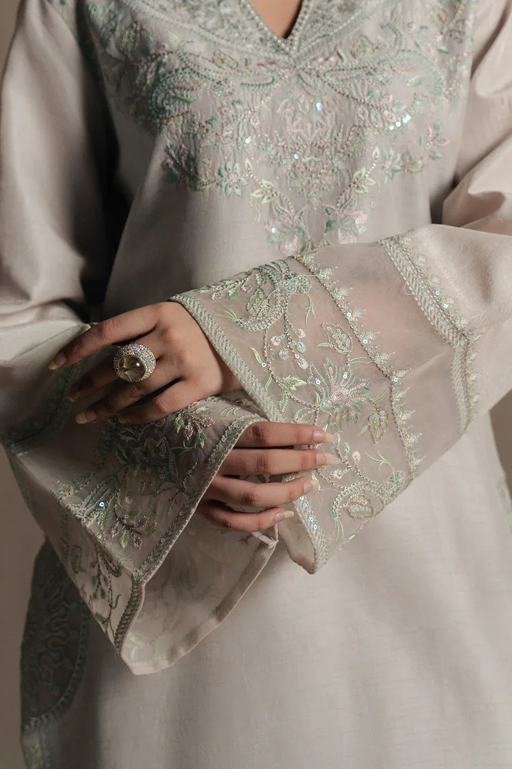 Maryum N Maria | Lyla Pret | VICI - MS50384 - Rang-e-Khaas