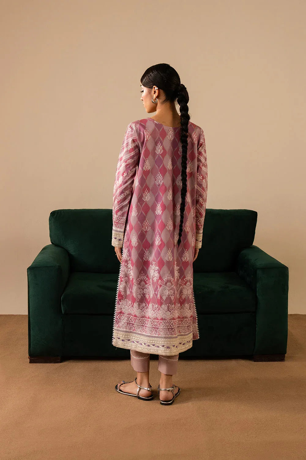 Maryum N Maria | Floren Lawn |  LUNA - Rang-e-Khaas