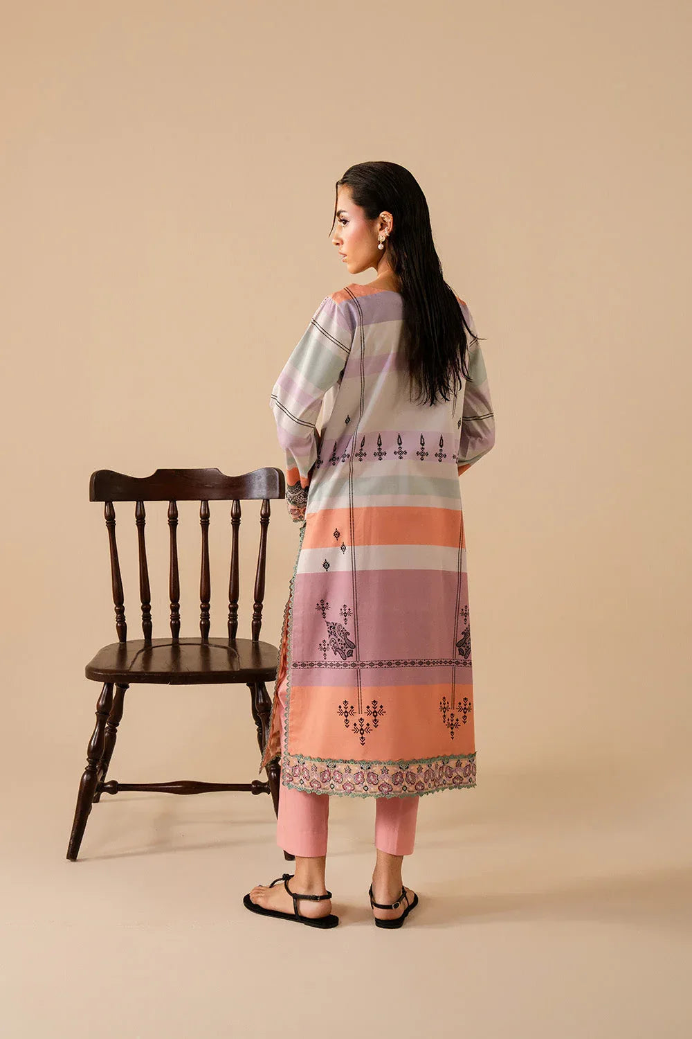 Maryum N Maria | Floren Lawn | CLARA - Rang-e-Khaas