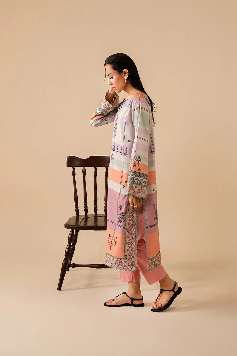 Maryum N Maria | Floren Lawn | CLARA - Rang-e-Khaas