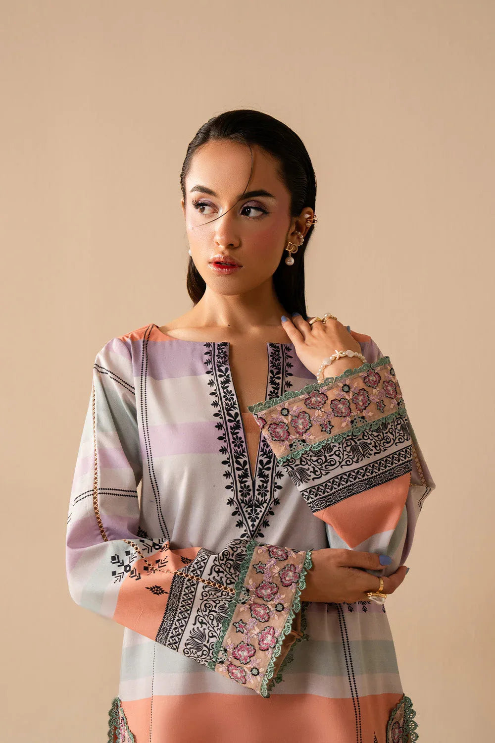 Maryum N Maria | Floren Lawn | CLARA - Rang-e-Khaas