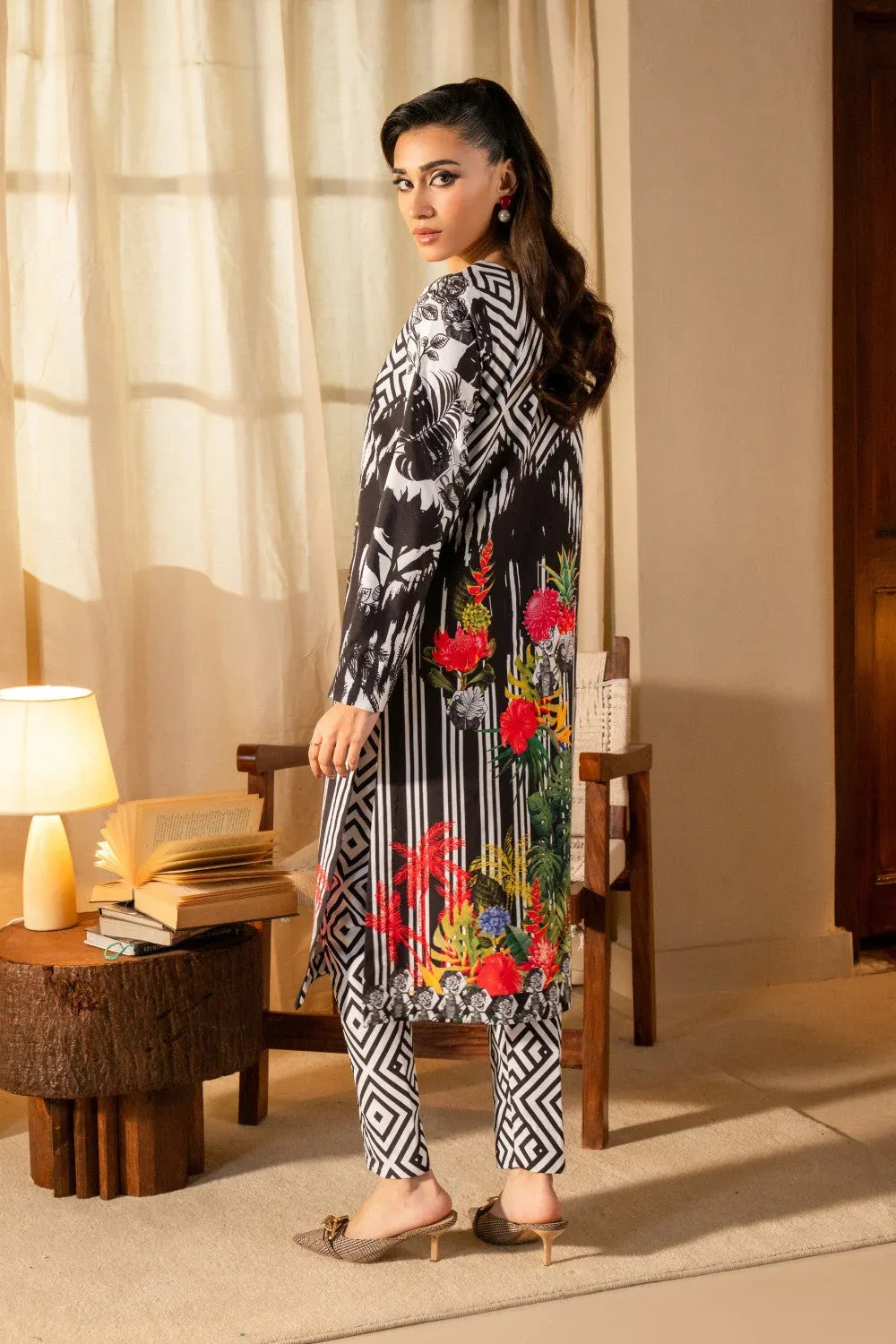 Maryum N Maria | Aurora Collection | AMOR - MS50508 - Rang-e-Khaas