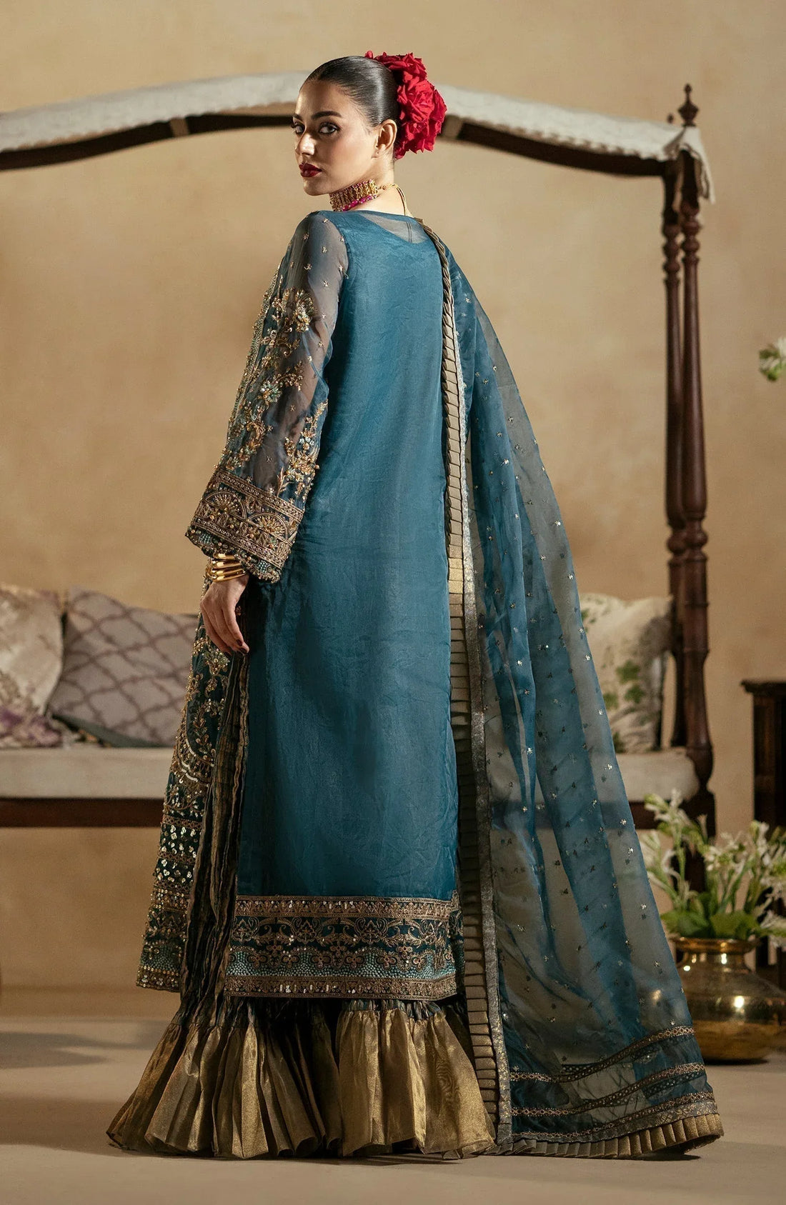 Maryum N Maria | Zamani Beghum Formals 23 | Zircon-(MW23-514) - Rang-e-Khaas