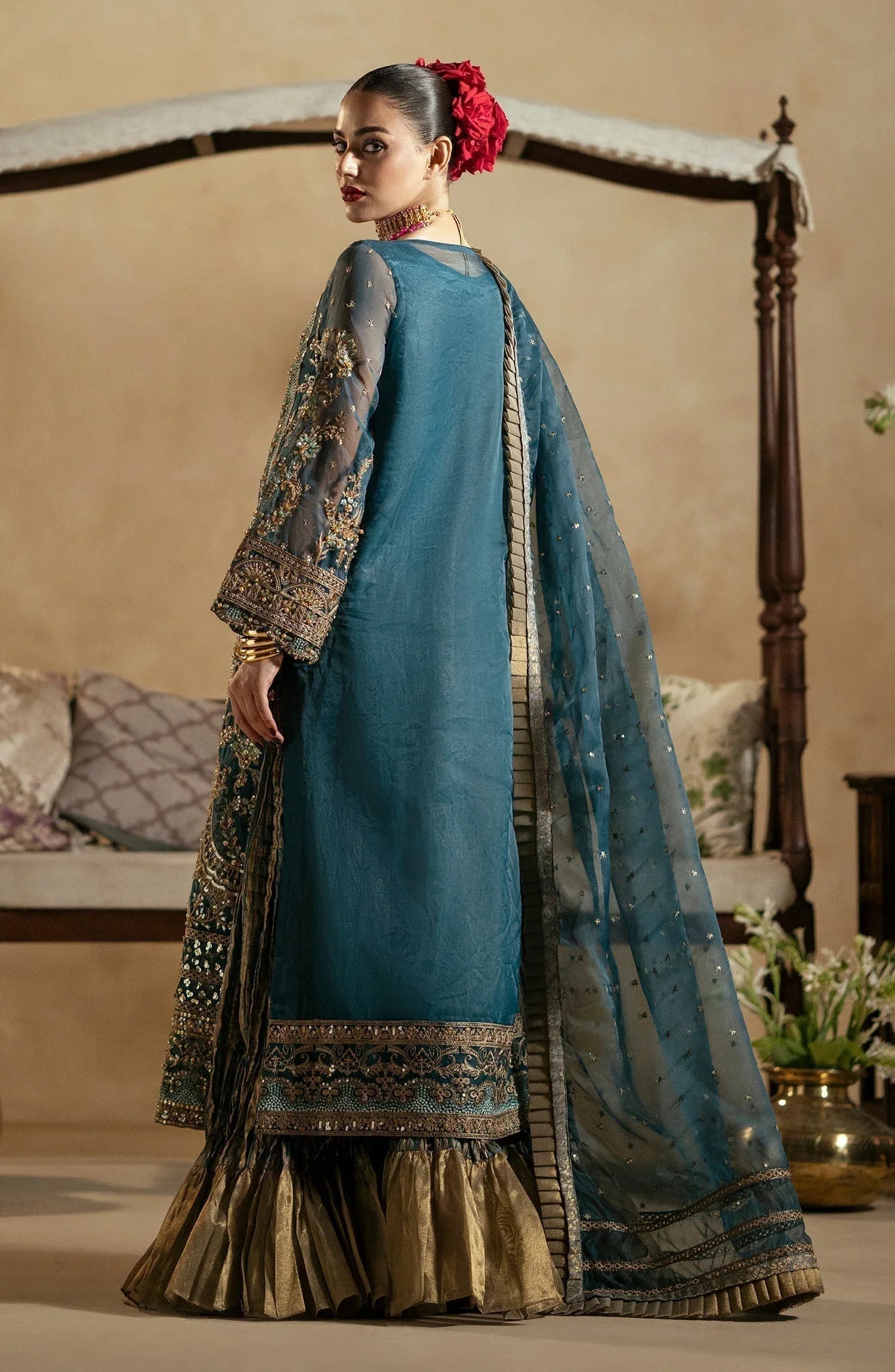 Maryum N Maria | Zamani Beghum Formals 23 | Zircon-(MW23-514) - Rang-e-Khaas
