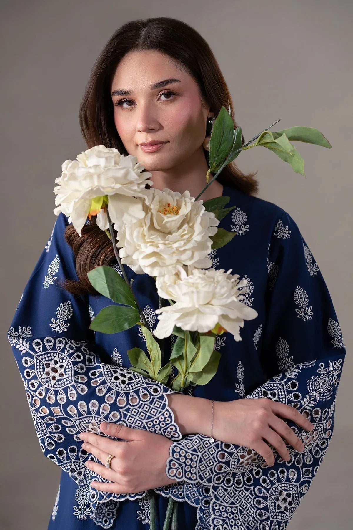 Akbar Aslam | Pret Lawn | Ovria - Rang-e-Khaas